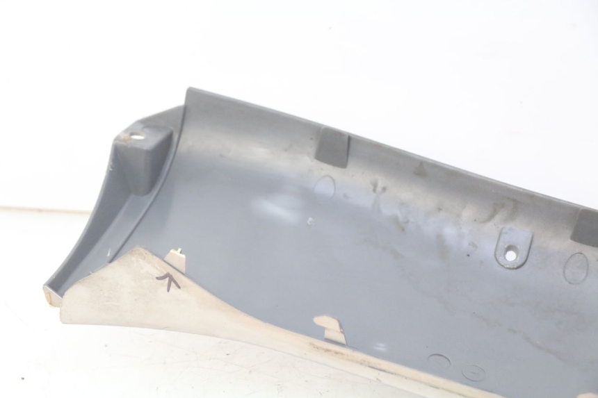 photo de VOORSTE RECHTER ZIJSCHERM ECCITY ARTELEC 670 1 (2013 - 2017) - Technische close-up