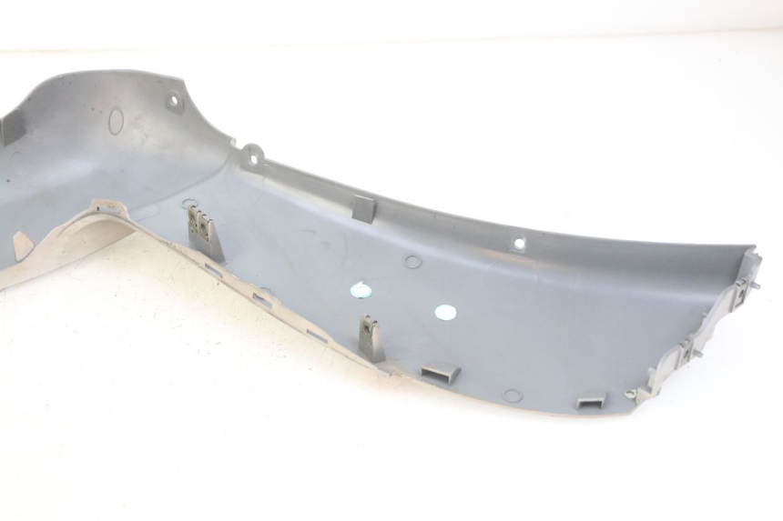 photo de VOORSTE RECHTER ZIJSCHERM ECCITY ARTELEC 670 1 (2013 - 2017) - Overzicht