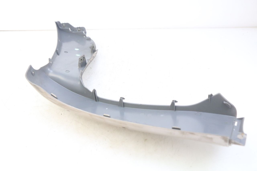 photo de VOORSTE RECHTER ZIJSCHERM ECCITY ARTELEC 670 1 (2013 - 2017) - Bevestigingspunten