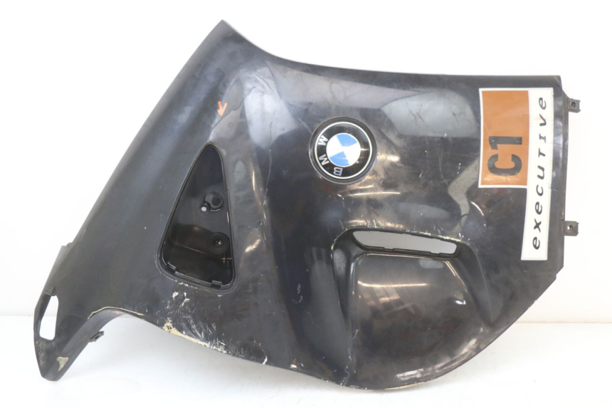 photo de VOORSTE RECHTER ZIJSCHERM BMW C1 125 (2000 - 2003) - Detail van het onderdeel