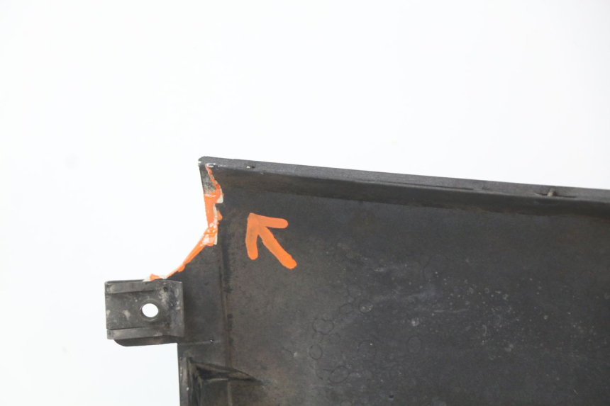 photo de VOORSTE RECHTER ZIJSCHERM BMW C1 125 (2000 - 2003) - Bevestigingspunten