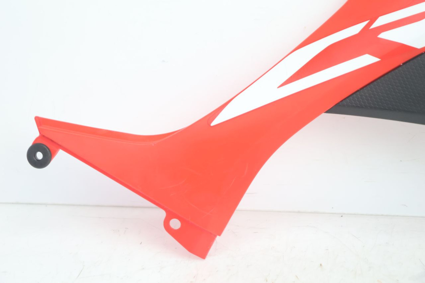 photo de RECHTER VOORSTE ZIJPANEEL HONDA CRF CR-F 125 (2020 - 2021) - Detail van het onderdeel