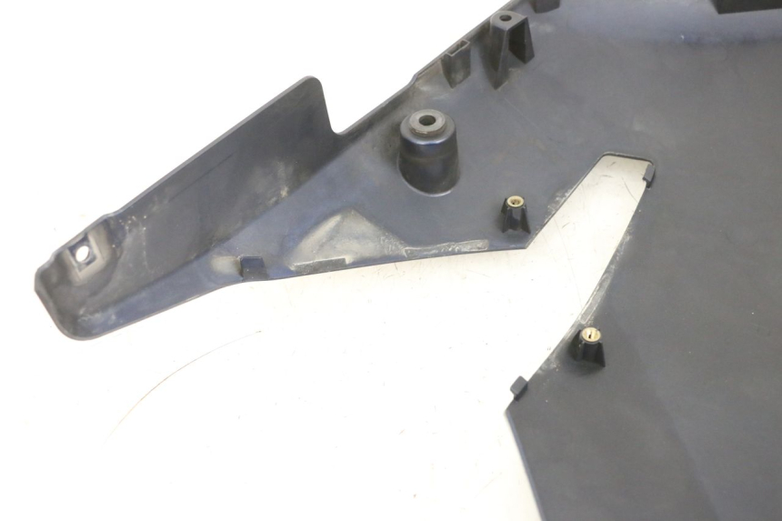 photo de VOORSTE RECHTER ZIJSCHERM SUZUKI DL V STROM 1000 (2002 - 2007) - Technische close-up