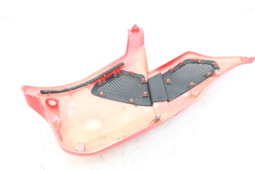 photo de VOORSTE RECHTER ZIJSCHERM GILERA DNA 50 (2000 - 2007) - Technische close-up