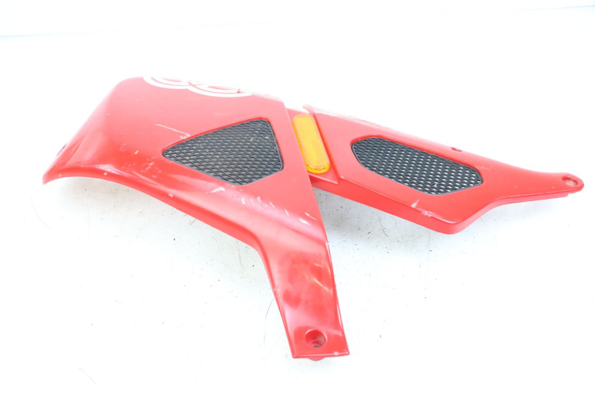 photo de VOORSTE RECHTER ZIJSCHERM GILERA DNA 50 (2000 - 2007) - Bevestigingspunten