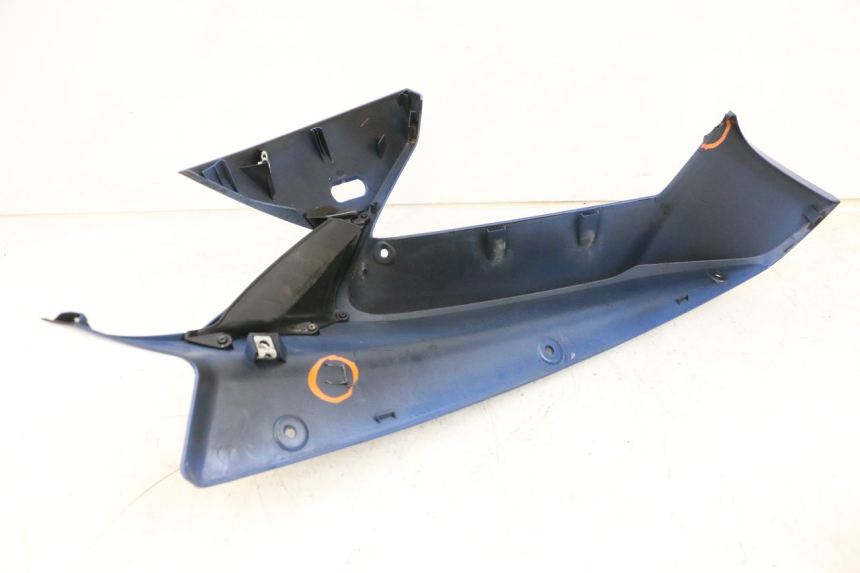 photo de VOORSTE RECHTER ZIJSCHERM YAMAHA FJR ABS 1300 (2006 - 2012) - Bevestigingspunten