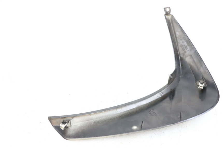 photo de VOORSTE RECHTER ZIJSCHERM PEUGEOT GEOPOLIS RS 125 (2007 - 2009) - Detail van het onderdeel