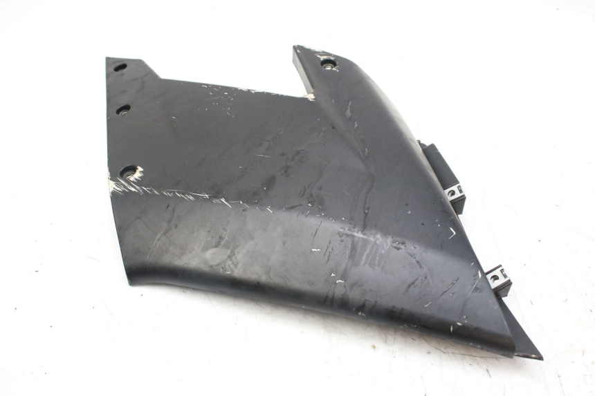 photo de VOORSTE RECHTER ZIJSCHERM DERBI GPR 50 (2004 - 2009) - Bevestigingspunten