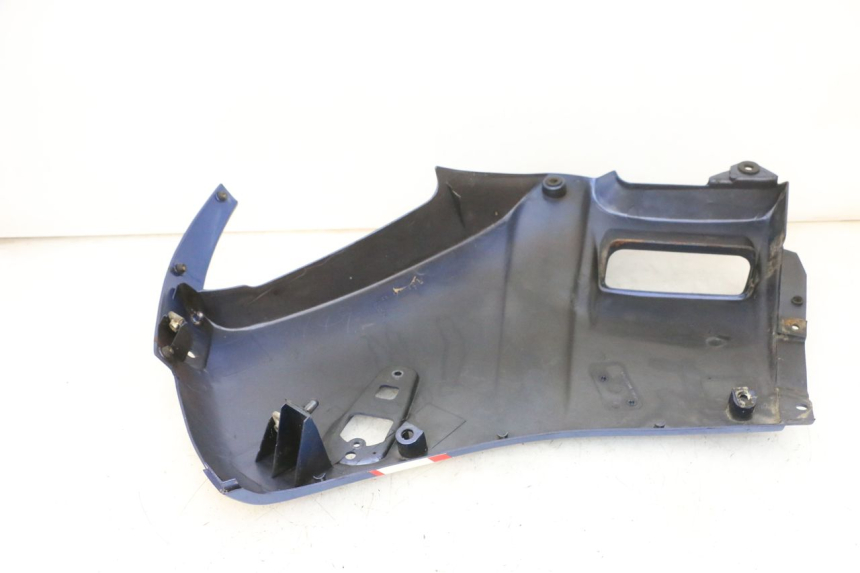 photo de VOORSTE RECHTER ZIJSCHERM KAWASAKI GPX R WARBIRD 600 (1988 - 1993) - Bevestigingspunten