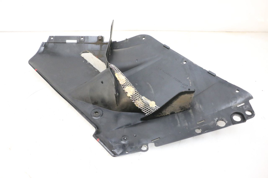 photo de VOORSTE RECHTER ZIJSCHERM KAWASAKI GPZ RX 1000 (1986 - 1988) - Bevestigingspunten