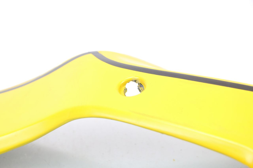 photo de VOORSTE RECHTER ZIJSCHERM SUZUKI GSXF GSX F 600 (1988 - 1997) - Visuele inspectie