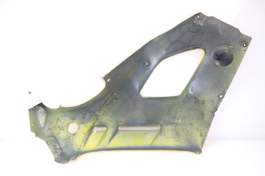 photo de VOORSTE RECHTER ZIJSCHERM SUZUKI GSXF GSX F 600 (1988 - 1997) - Markeringen en referenties