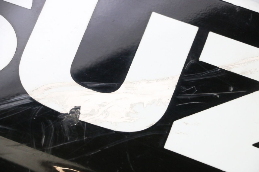 photo de VOORSTE RECHTER ZIJSCHERM SUZUKI GSXR GSX-R 1000 (2003 - 2004) - Detail van het onderdeel