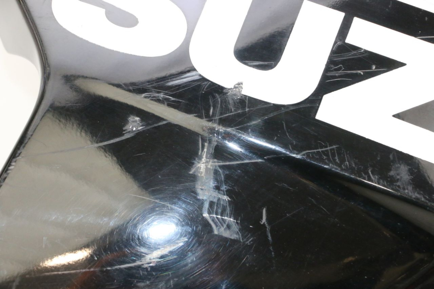 photo de VOORSTE RECHTER ZIJSCHERM SUZUKI GSXR GSX-R 1000 (2003 - 2004) - Technische close-up