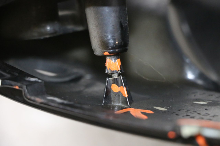 photo de VOORSTE RECHTER ZIJSCHERM HONDA NSR R 125 (1994 - 2003) - Andere kijkhoek