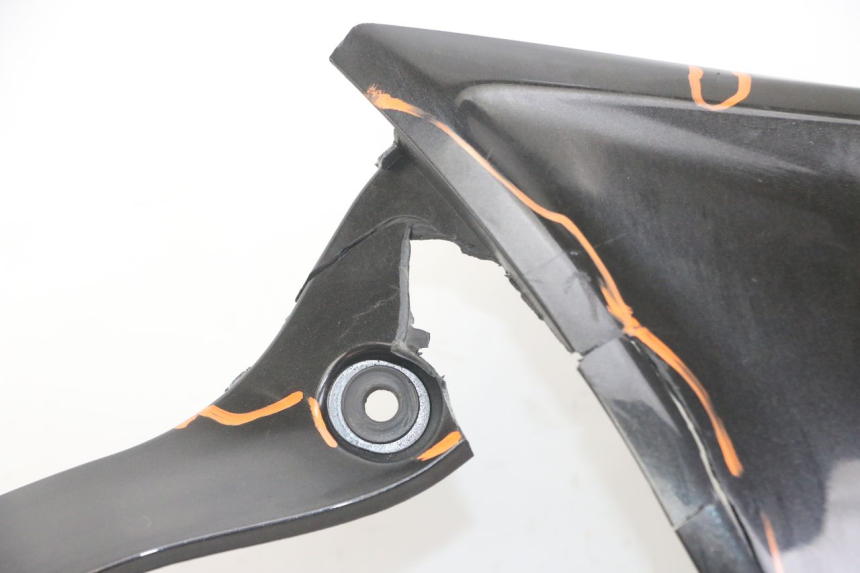 photo de VOORSTE RECHTER ZIJSCHERM HONDA NTV DEAUVILLE ABS 700 (2007 - 2016) - Zoom op gebruiksstaat