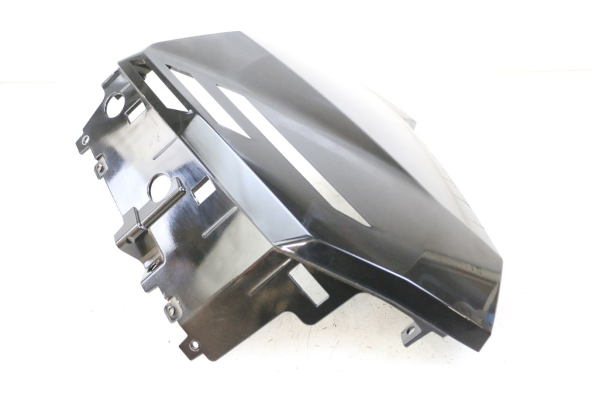 photo de VOORSTE RECHTER ZIJSCHERM PEUGEOT TWEET 4T 50 (2023 - 2025) - Detail van het onderdeel