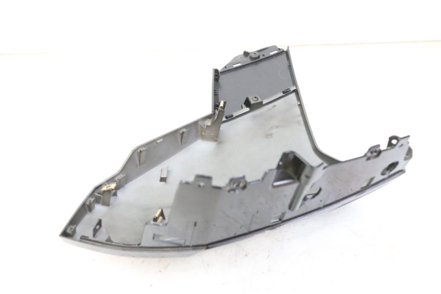 photo de VOORSTE RECHTER ZIJSCHERM PEUGEOT TWEET 4T 50 (2023 - 2025) - Overzicht