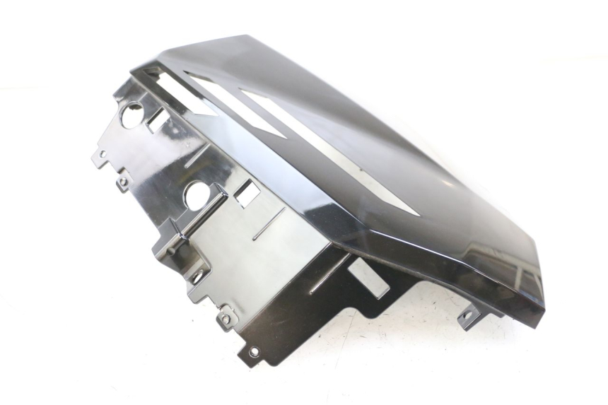 photo de VOORSTE RECHTER ZIJSCHERM PEUGEOT TWEET 4T 50 (2023 - 2025) - Gecontroleerd onderdeel