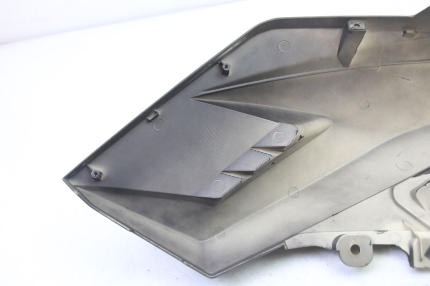 photo de VOORSTE RECHTER ZIJSCHERM MAG POWER R-STREET 50 (2016 - 2025) - Bevestigingspunten