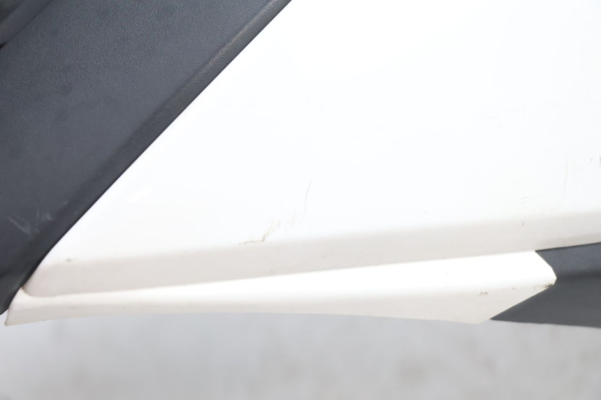 photo de RECHTER VOORSTE ZIJPANEEL YAMASAKI ROADSTER 50 (2013 - 2018) - Zoom op gebruiksstaat