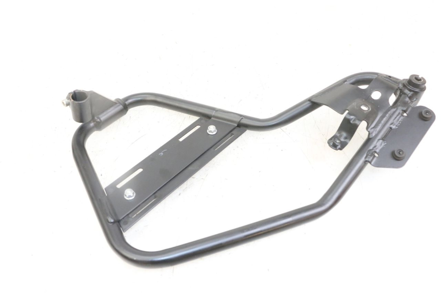 photo de VOORSTE RECHTER ZIJSCHERM ROYAL ENFIELD HYMALAYAN 410 (2016 - 2023) - Detail van het onderdeel