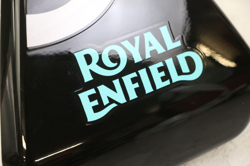 photo de VOORSTE RECHTER ZIJSCHERM ROYAL ENFIELD SCRAM 411 (2022 - 2024) - Detail van het onderdeel