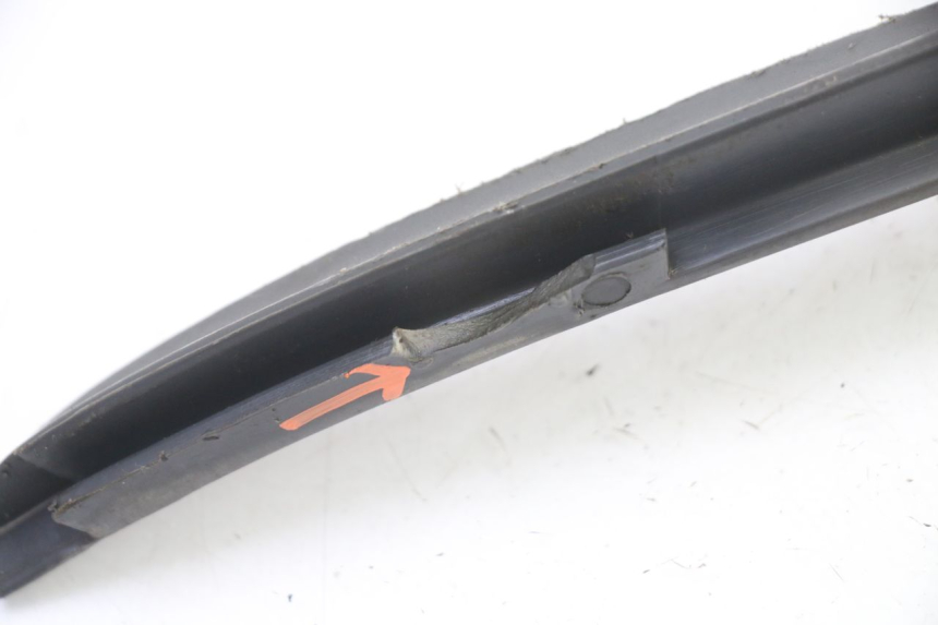 photo de VOORSTE RECHTER ZIJSCHERM PIAGGIO SUPER LX 125 (2000 - 2003) - Technische close-up