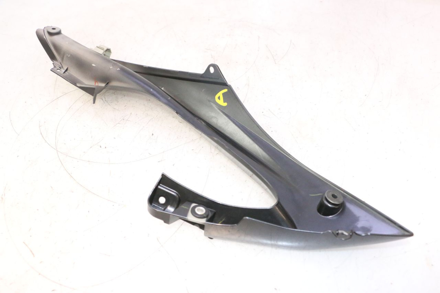 photo de RECHTER BOVENVOORZIJDE ZIJPANEEL YAMAHA YZF R6 600 (2008 - 2009) - Productaanzicht