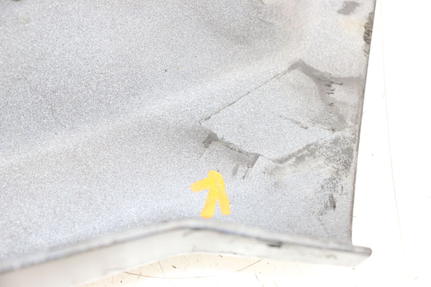 photo de VOORSTE RECHTER ZIJSCHERM KEEWAY TX 50 (2008 - 2015) - Zoom op gebruiksstaat