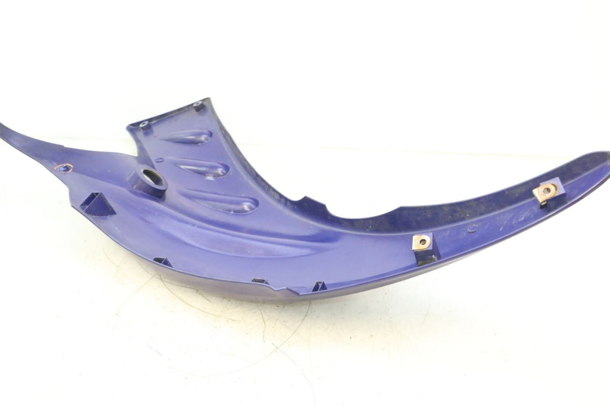 photo de RECHTE VOORZIJDEKANT YAMAHA WAVE RUNNER GP R 1200 (2000 - 2003) - Detail van het onderdeel