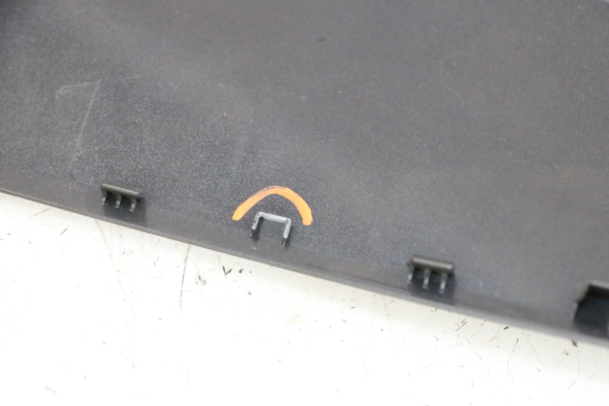 photo de VOORSTE RECHTER ZIJSCHERM YAMAHA XMAX X-MAX 125 (2021 - 2025) - Andere kijkhoek