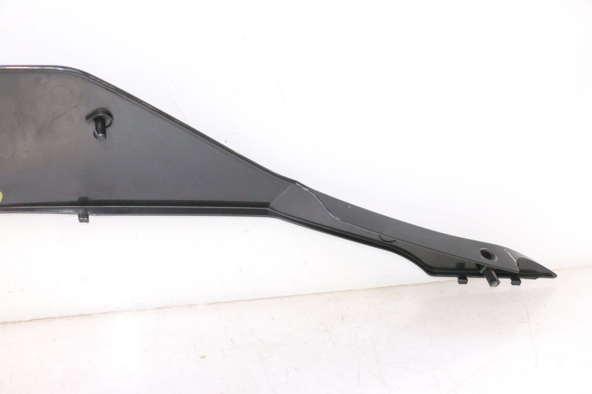 photo de RECHTE VOORZIJDEKANT YAMAHA YZF R6 600 (2008 - 2009) - Gecontroleerd onderdeel