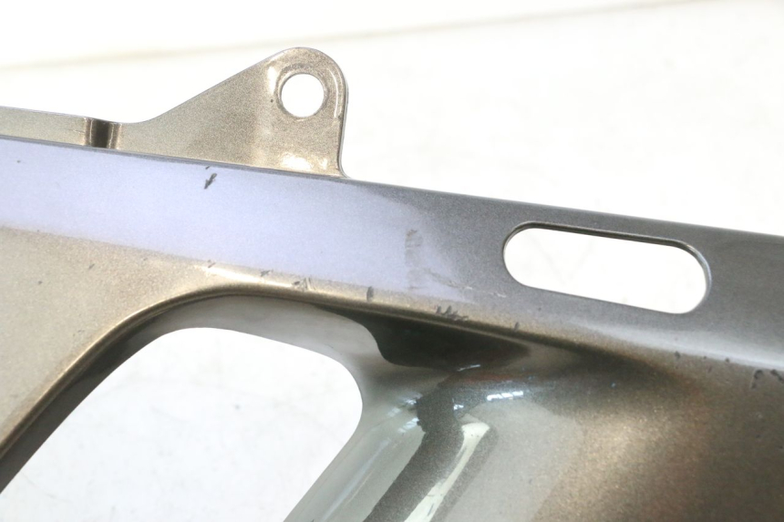 photo de VOORSTE RECHTER ZIJSCHERM KAWASAKI ZZR 600 (1995 - 2004) - Gecontroleerd onderdeel