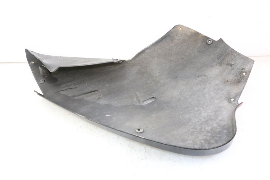 photo de VOORSTE LINKER ZIJPANEEL APRILIA RS 50 (1999 - 2005) - Zoom op gebruiksstaat