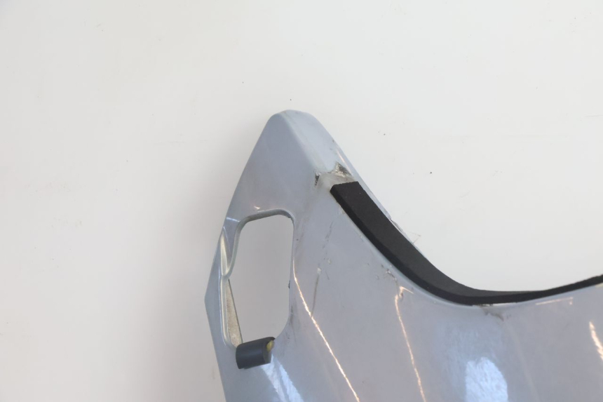 photo de VOORSTE LINKER ZIJPANEEL BMW C1 125 (2000 - 2003) - Detail van het onderdeel
