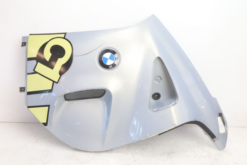 photo de VOORSTE LINKER ZIJPANEEL BMW C1 125 (2000 - 2003) - Bevestigingspunten