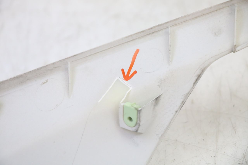 photo de VOORSTE LINKER ZIJPANEEL PEUGEOT CITYSTAR 50 (2013 - 2017) - Gecontroleerd onderdeel