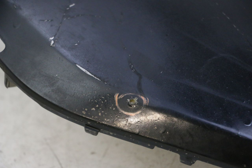 photo de VOORSTE LINKER ZIJPANEEL PEUGEOT CITYSTAR 50 (2013 - 2017) - Detail van het onderdeel