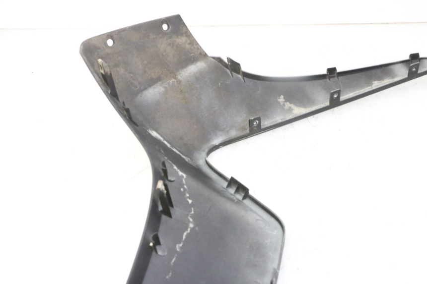 photo de VOORSTE LINKER ZIJPANEEL KYMCO DINK STREET 125 (2009 - 2014) - Detail van het onderdeel