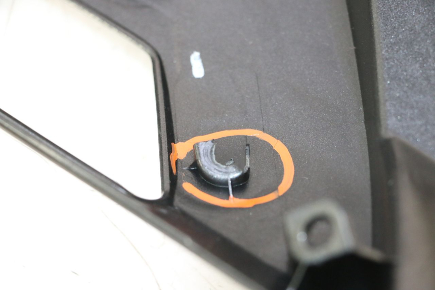 photo de VOORSTE LINKER ZIJPANEEL KAWASAKI ER-6 ER6 F ABS 650 (2012 - 2016) - Technische close-up