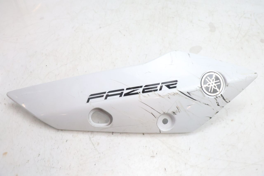 photo de LINKER VOORZIJDE YAMAHA FZ8 800 (2010 - 2016) - Hoofdaanzicht
