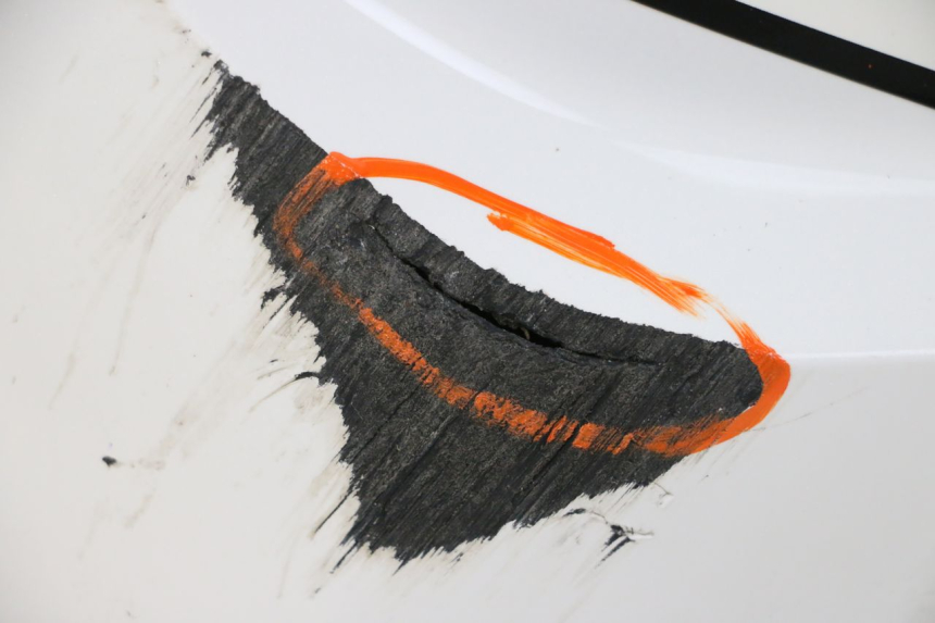 photo de VOORSTE LINKER ZIJPANEEL BMW G310 R 310 (2016 - 2020) - Kenmerkende details