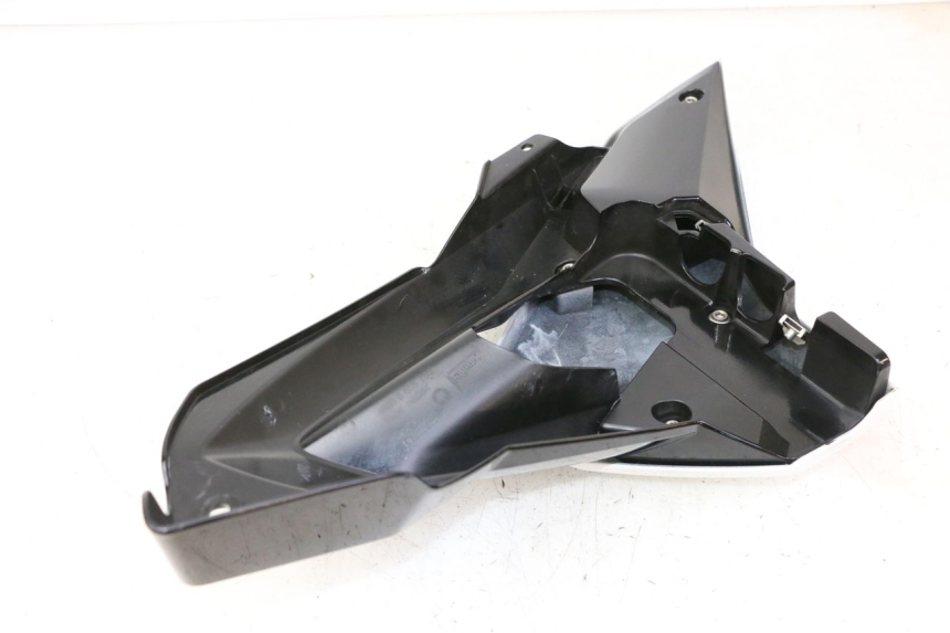 photo de VOORSTE LINKER ZIJPANEEL BMW G310 R 310 (2016 - 2020) - Zoom op gebruiksstaat