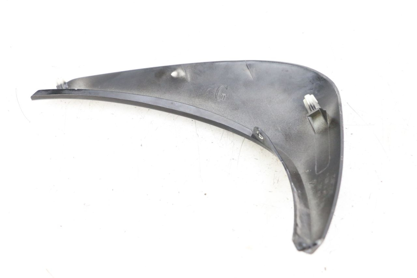 photo de VOORSTE LINKER ZIJPANEEL PEUGEOT GEOPOLIS RS 125 (2007 - 2009) - Zoom op gebruiksstaat