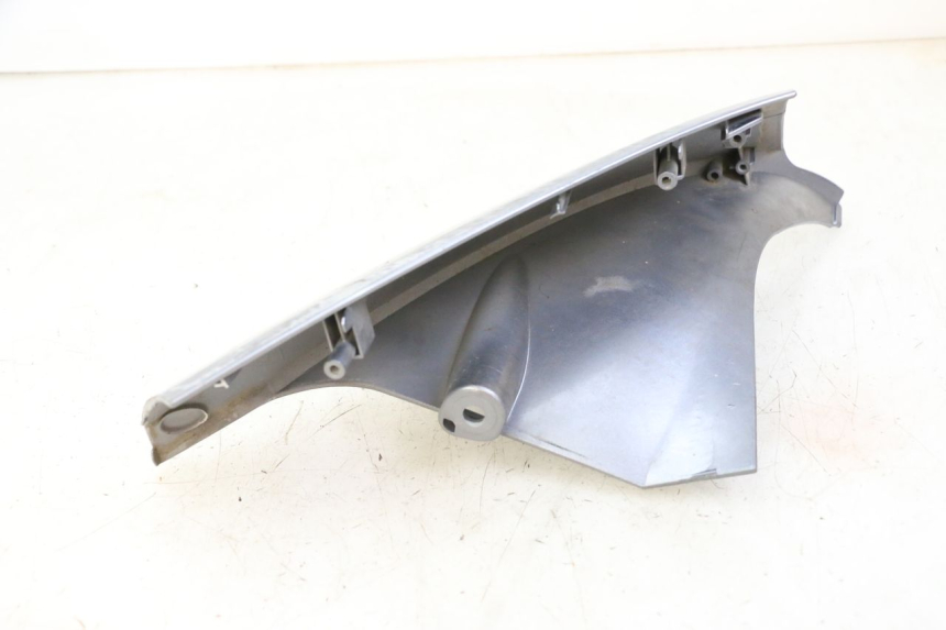 photo de VOORSTE LINKER ZIJPANEEL SYM JOYMAX 125 (2010 - 2017) - Zoom op gebruiksstaat