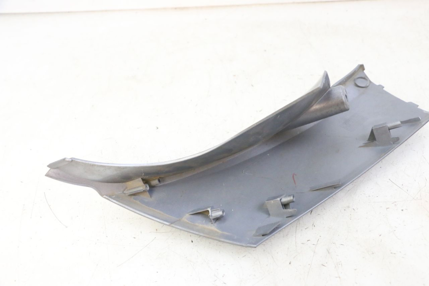 photo de VOORSTE LINKER ZIJPANEEL SYM JOYMAX 125 (2010 - 2017) - Technische close-up