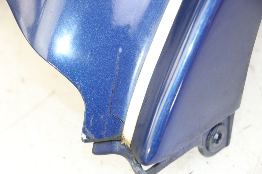 photo de VOORSTE LINKER ZIJPANEEL KAWASAKI ZR7 ZR-7 S 750 (1999 - 2004) - Detail van het onderdeel