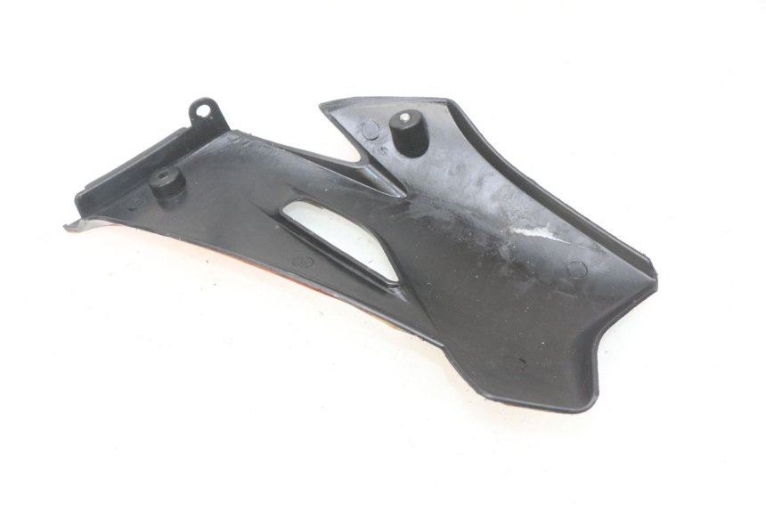 photo de VOORSTE LINKER ZIJPANEEL POCKET BIKE KXD 50 - Detail van het onderdeel