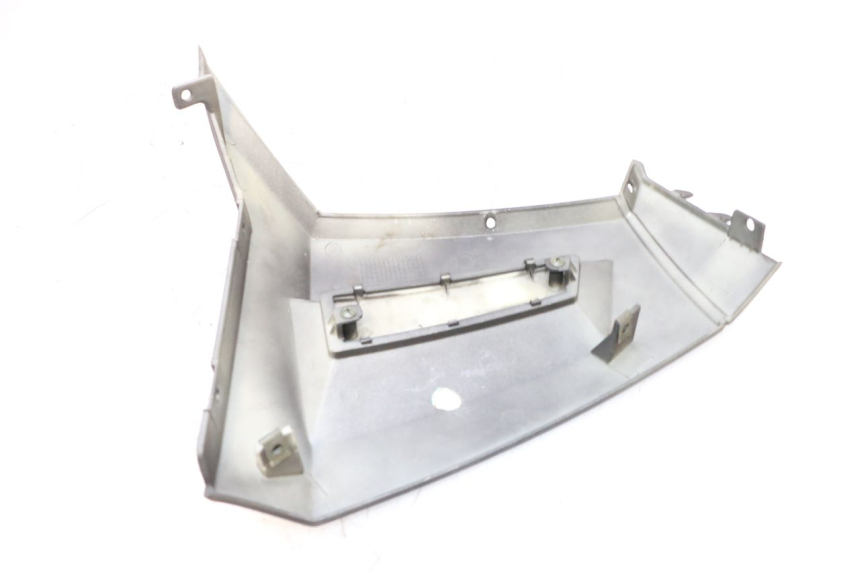 photo de LINKER VOORZIJDEPANEEL KEEWAY MATRIX RX9 125 (2006 - 2007) - Bevestigingspunten